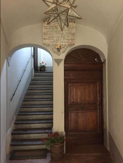 Zauber Im Turm - In Einem Der Schoensten Doerfer Montemerano Buitenkant foto